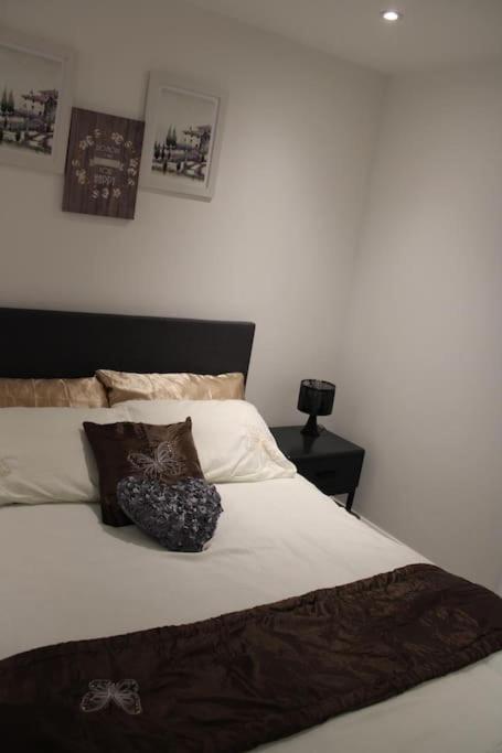 Amazing Luxury One Bedroom Apartment In The Heart Of Preston 프레스턴 외부 사진